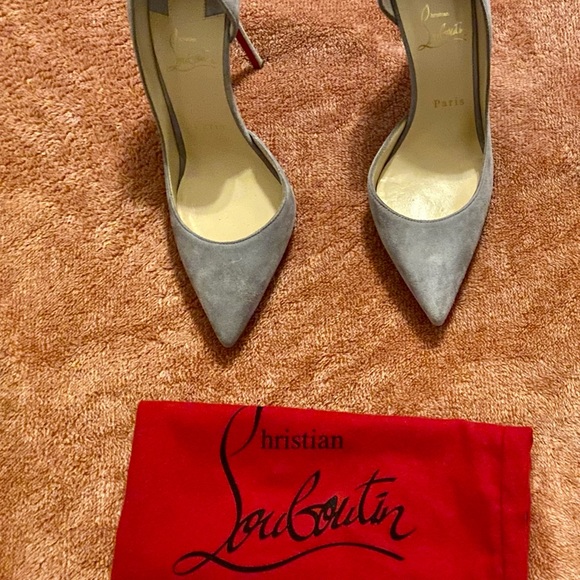 Size 38 Redbottoms Authentic - Picture 3 of 3